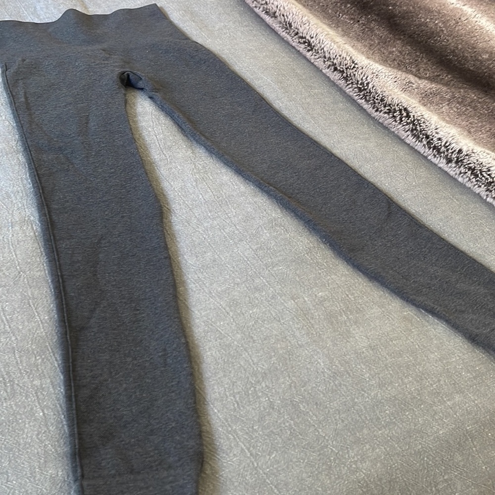 Spanx Leggings - Picture 8 of 8